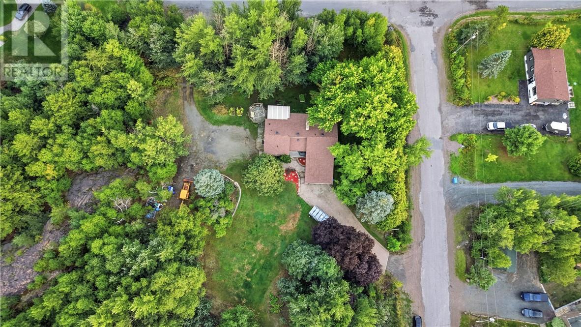 2124 Salo Road, Sudbury, Ontario  P3E 4M9 - Photo 3 - 2130133