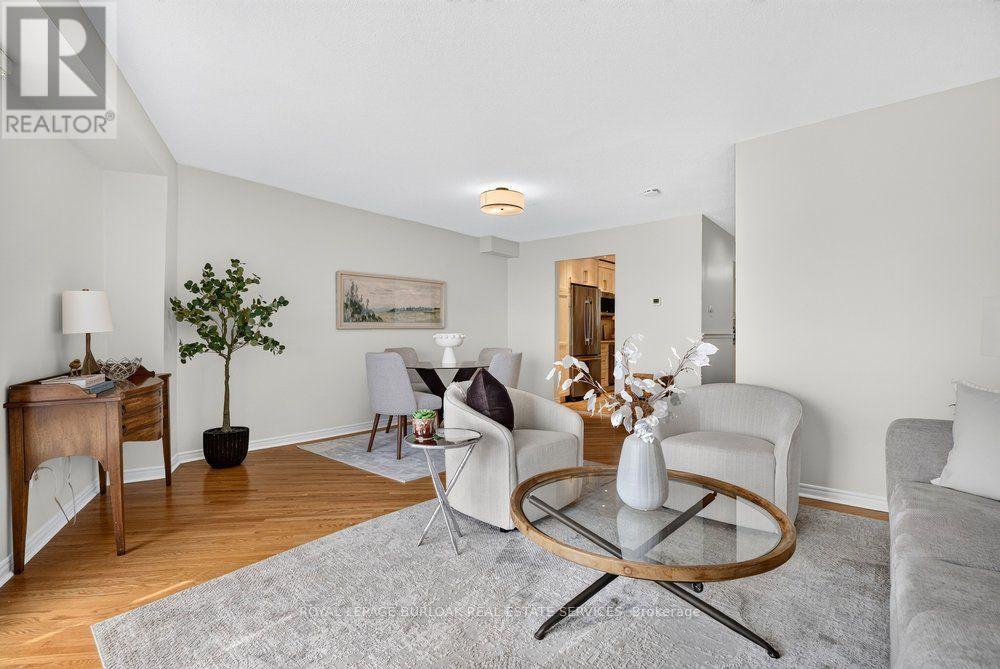 4 - 2136 Old Lakeshore Road, Burlington, Ontario  L7R 1A3 - Photo 8 - W13733800