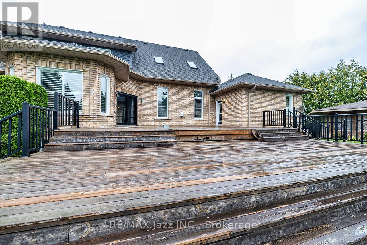 99 Hurd Street, Oshawa, Ontario  L1H 7K4 - Photo 49 - E13738214