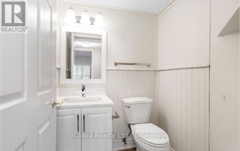 Cy02 - 25 Agnes Street, Mississauga, Ontario  L5B 3X7 - Photo 27 - W13738628
