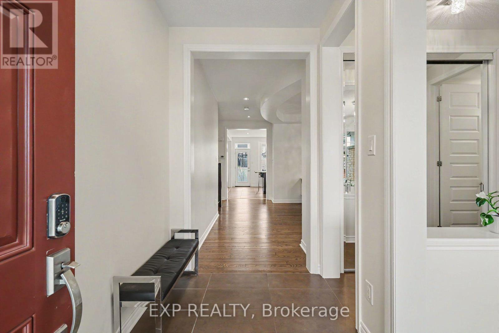 39 Pondhawk Way, Ottawa, Ontario  K2J 5Z2 - Photo 8 - X13730660