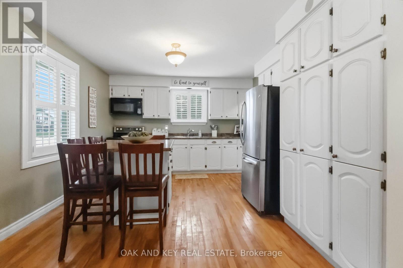 118 Harold Court, Lucan Biddulph, Ontario  N0M 2J0 - Photo 12 - X13740318