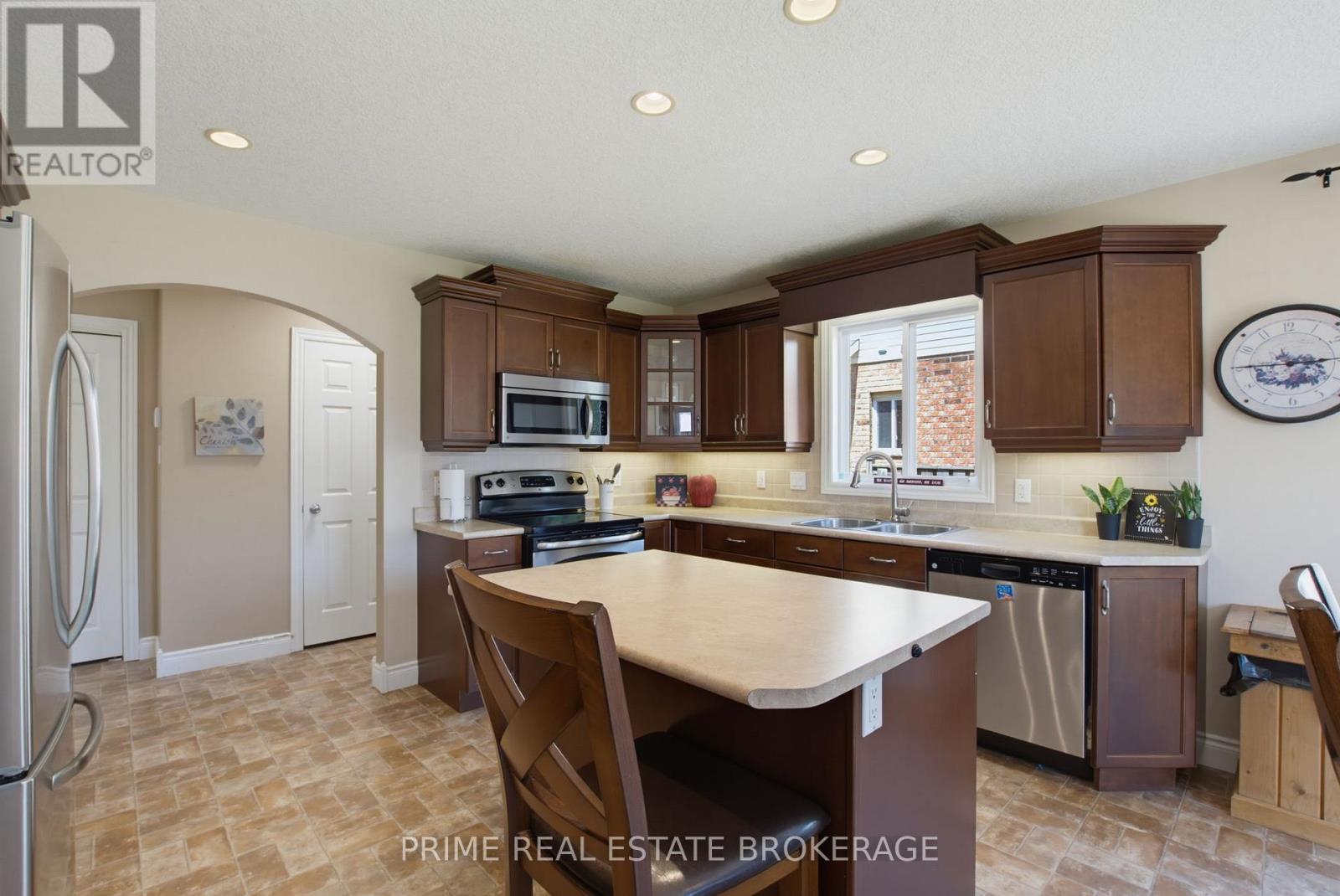 3 Watson Crescent, Central Elgin, Ontario  N5P 4P9 - Photo 6 - X13740382