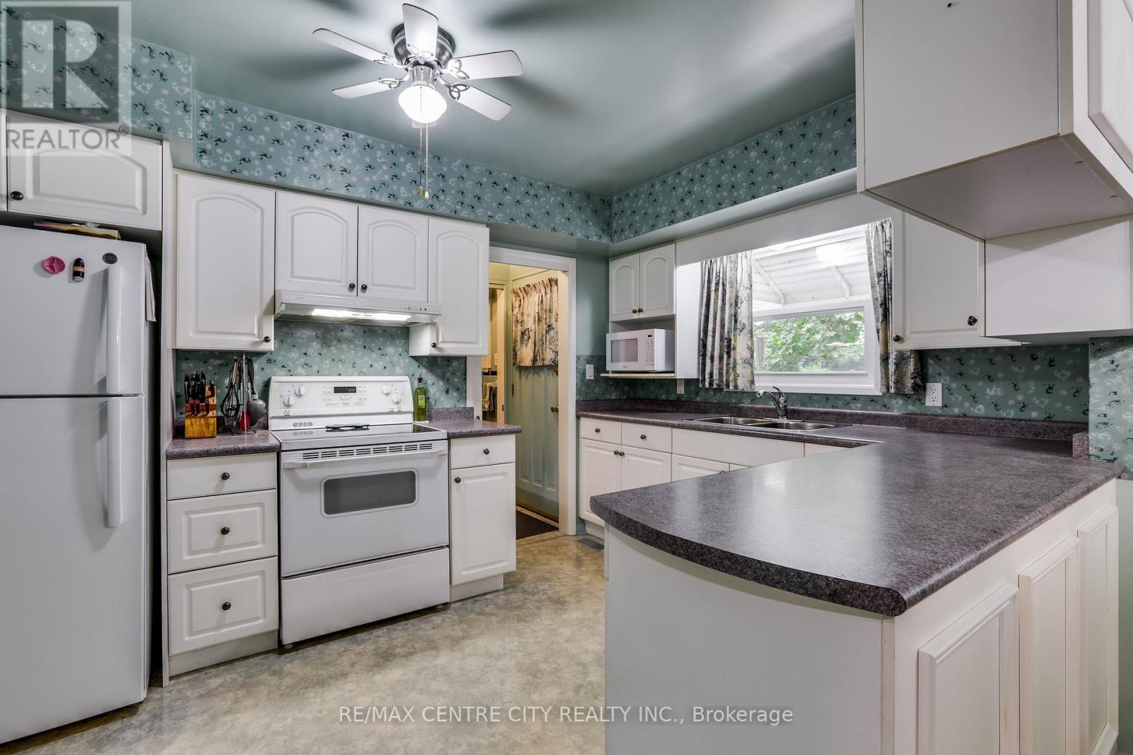 223 Halls Mill Road, London South, Ontario  N6K 2L3 - Photo 9 - X13740402