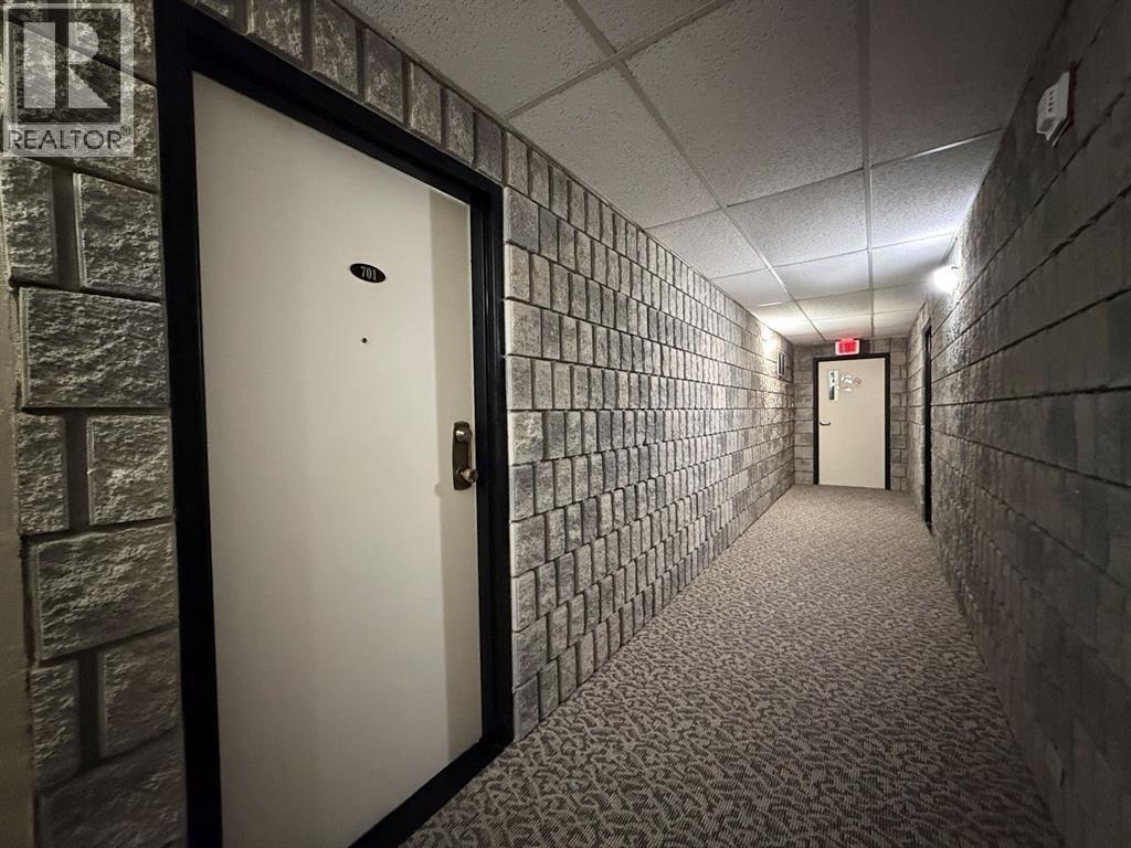 155 FRONT STREET North Unit# 701 Sarnia Ontario Canada N7T7V5 4