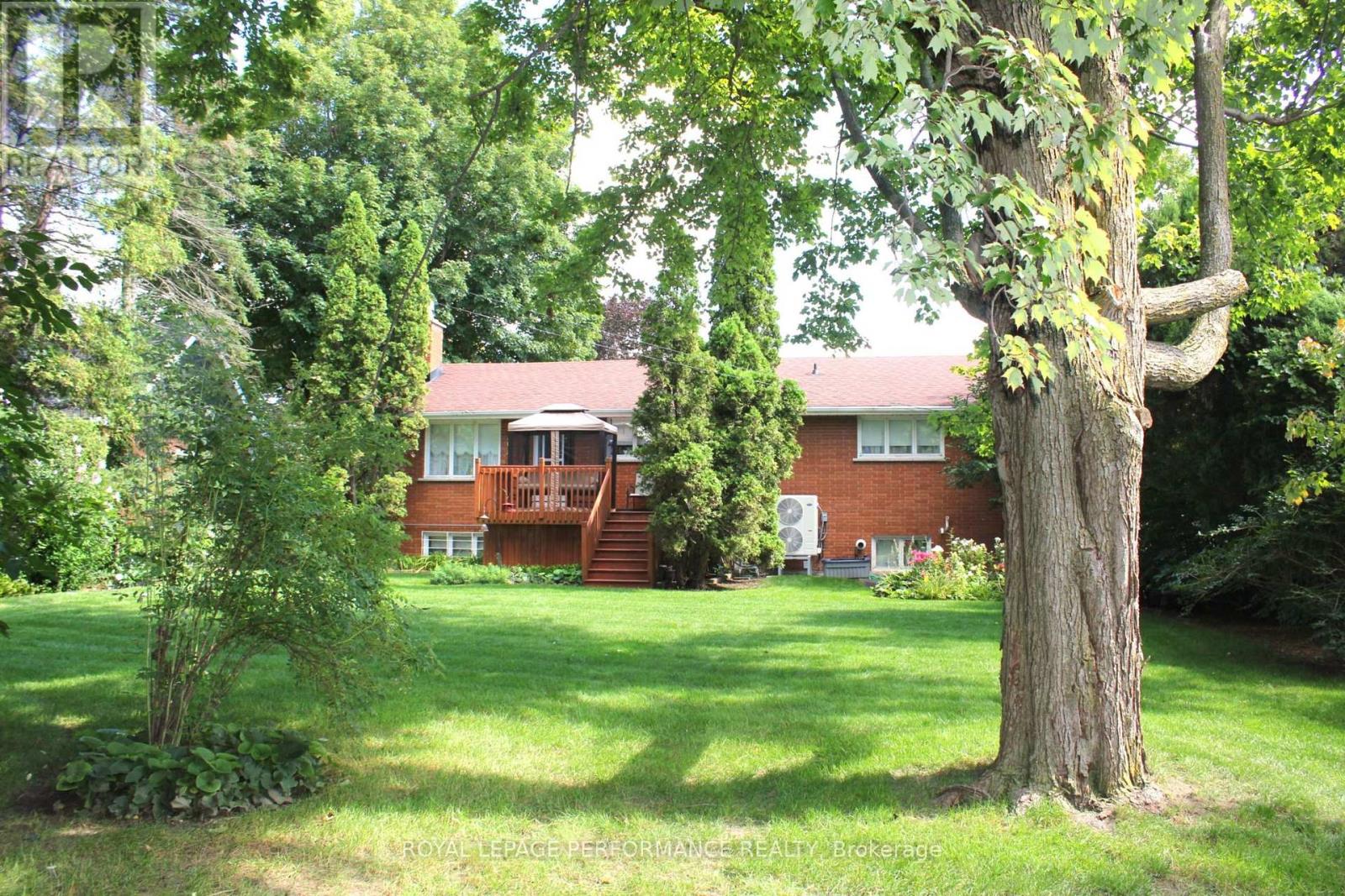 729 Iroquois Drive, Cornwall, Ontario  K6H 5C6 - Photo 10 - X13740114