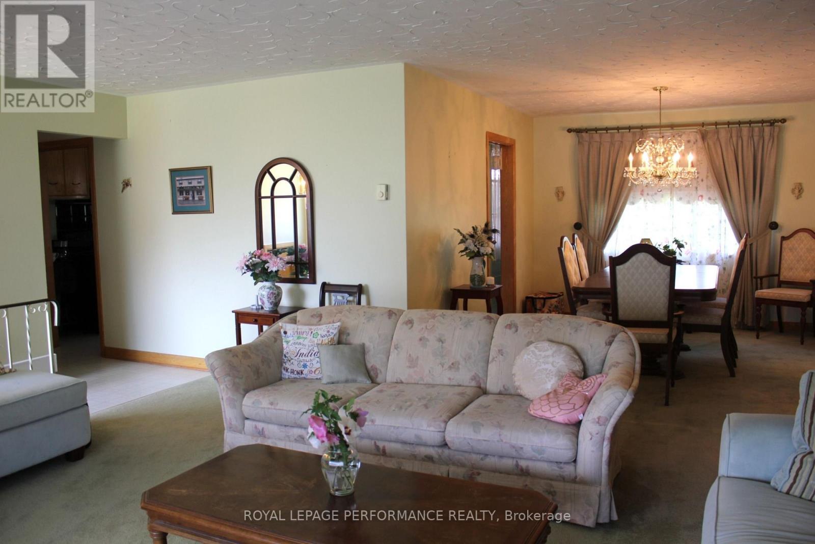 729 Iroquois Drive, Cornwall, Ontario  K6H 5C6 - Photo 19 - X13740114