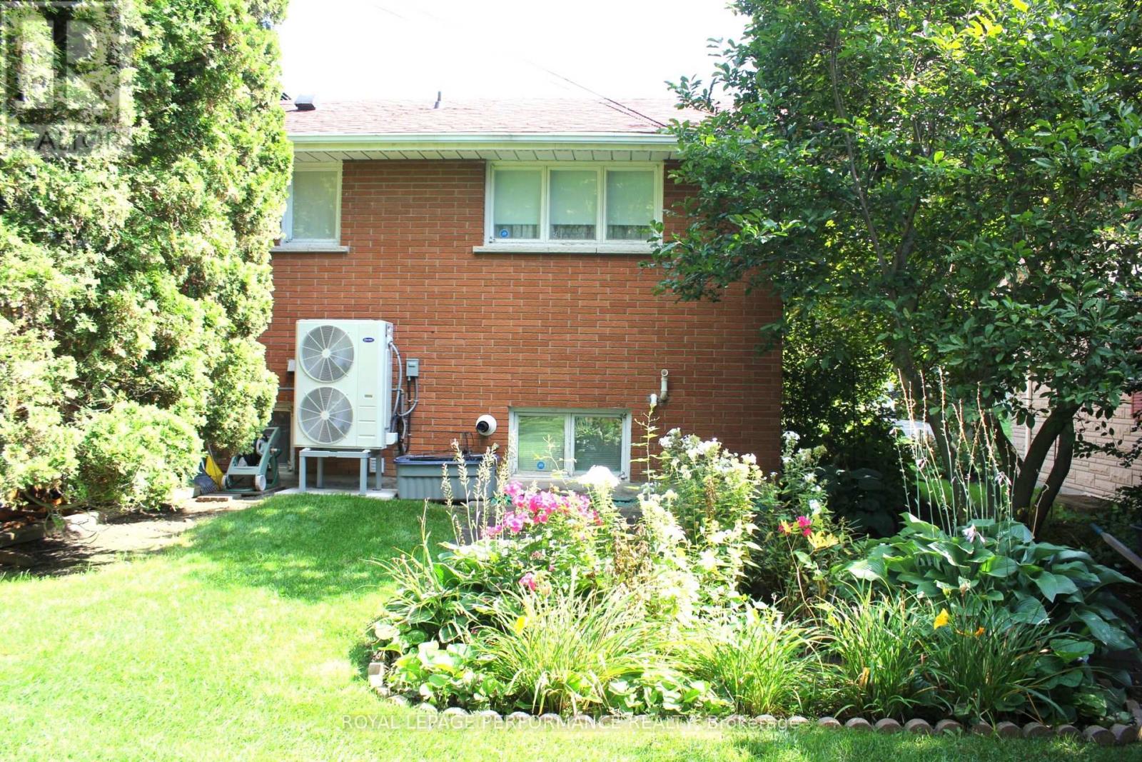 729 Iroquois Drive, Cornwall, Ontario  K6H 5C6 - Photo 8 - X13740114