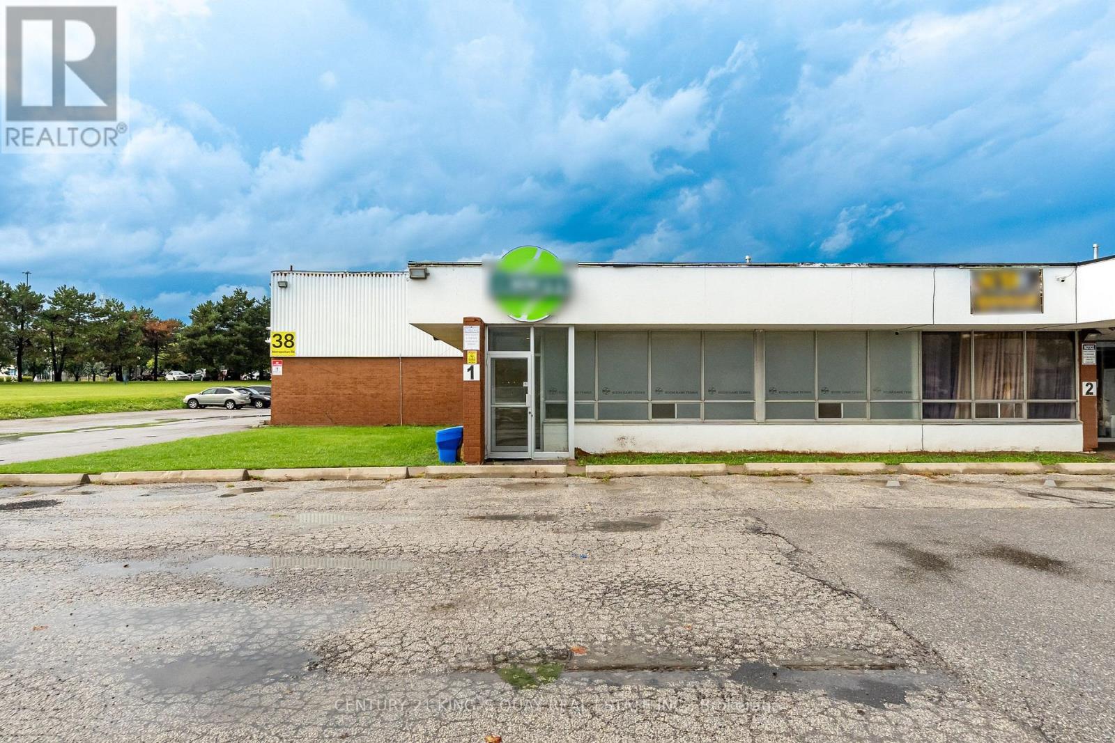 6A & 1 - 38 METROPOLITAN ROAD, Toronto, Ontario