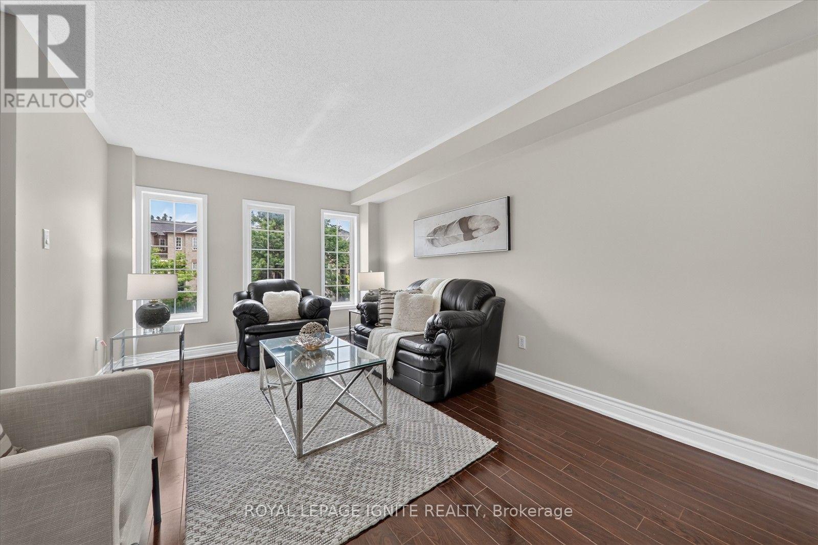 135 Conn Smythe Drive, Toronto, Ontario M1J 3P6 - Photo 7 - E13739142