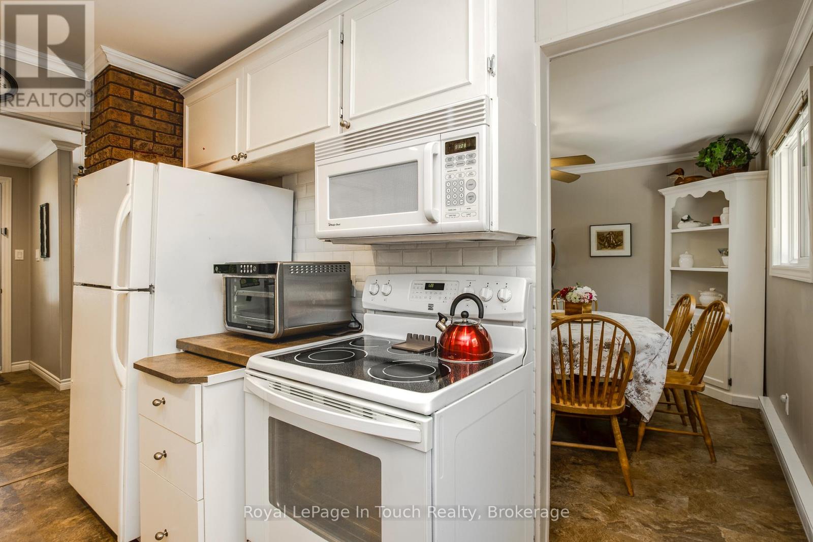 19 Adelard Road, Tiny, Ontario  L0L 2J0 - Photo 13 - S13740212