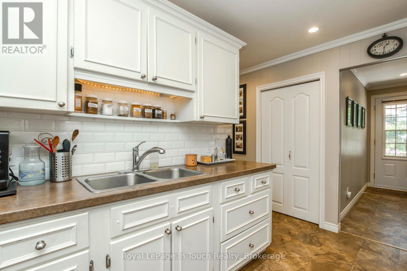 19 Adelard Road, Tiny, Ontario  L0L 2J0 - Photo 16 - S13740212