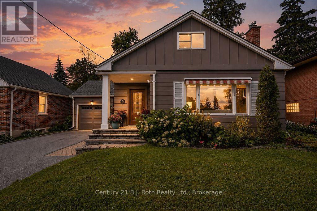 157 Parkview Avenue, Orillia, Ontario  L3V 4M2 - Photo 1 - S13740252