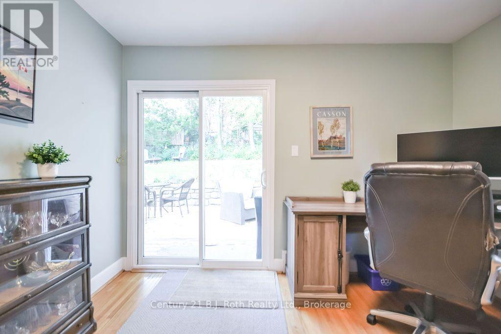 157 Parkview Avenue, Orillia, Ontario  L3V 4M2 - Photo 31 - S13740252