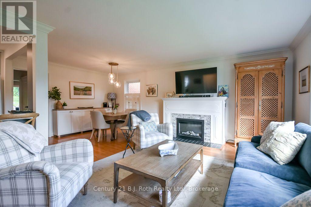 157 Parkview Avenue, Orillia, Ontario  L3V 4M2 - Photo 7 - S13740252