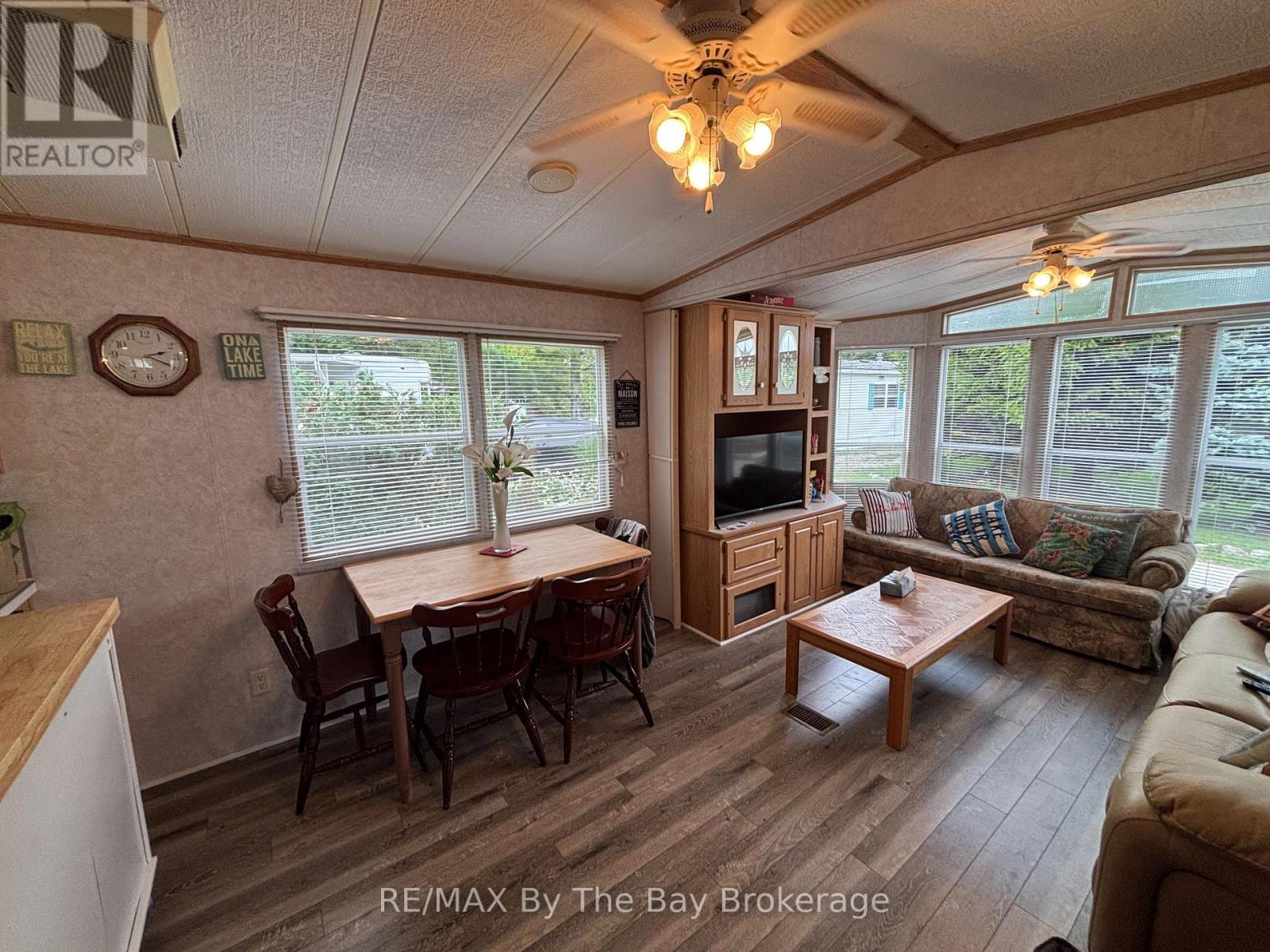 168 - 85 Theme Park Drive, Wasaga Beach, Ontario  L9Z 1X7 - Photo 14 - S13740378