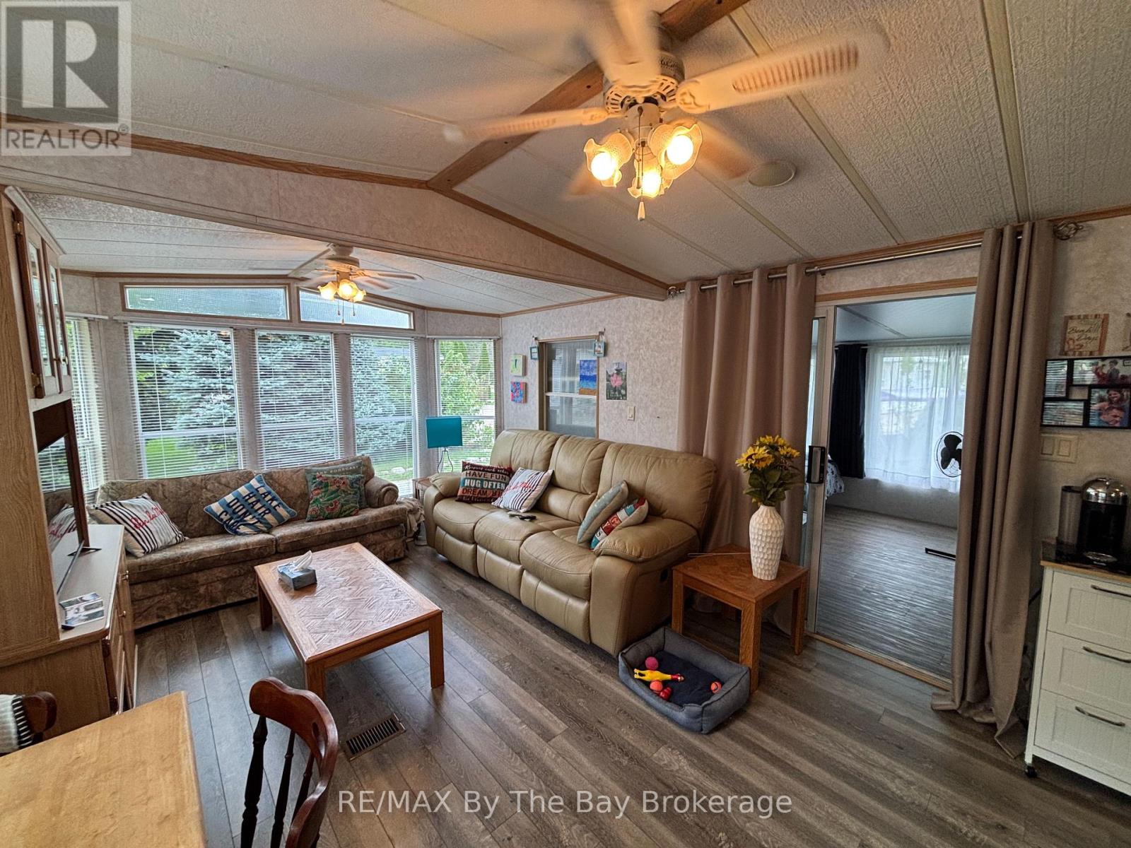 168 - 85 Theme Park Drive, Wasaga Beach, Ontario  L9Z 1X7 - Photo 15 - S13740378