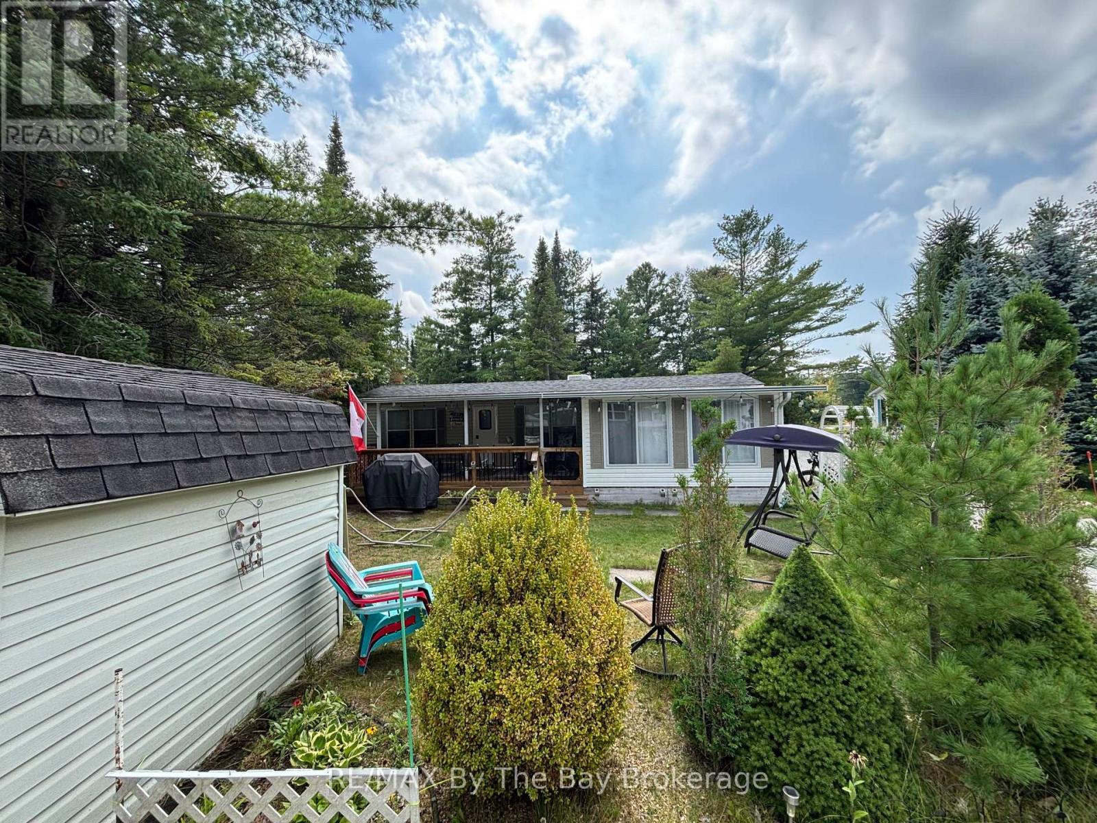 168 - 85 Theme Park Drive, Wasaga Beach, Ontario  L9Z 1X7 - Photo 27 - S13740378