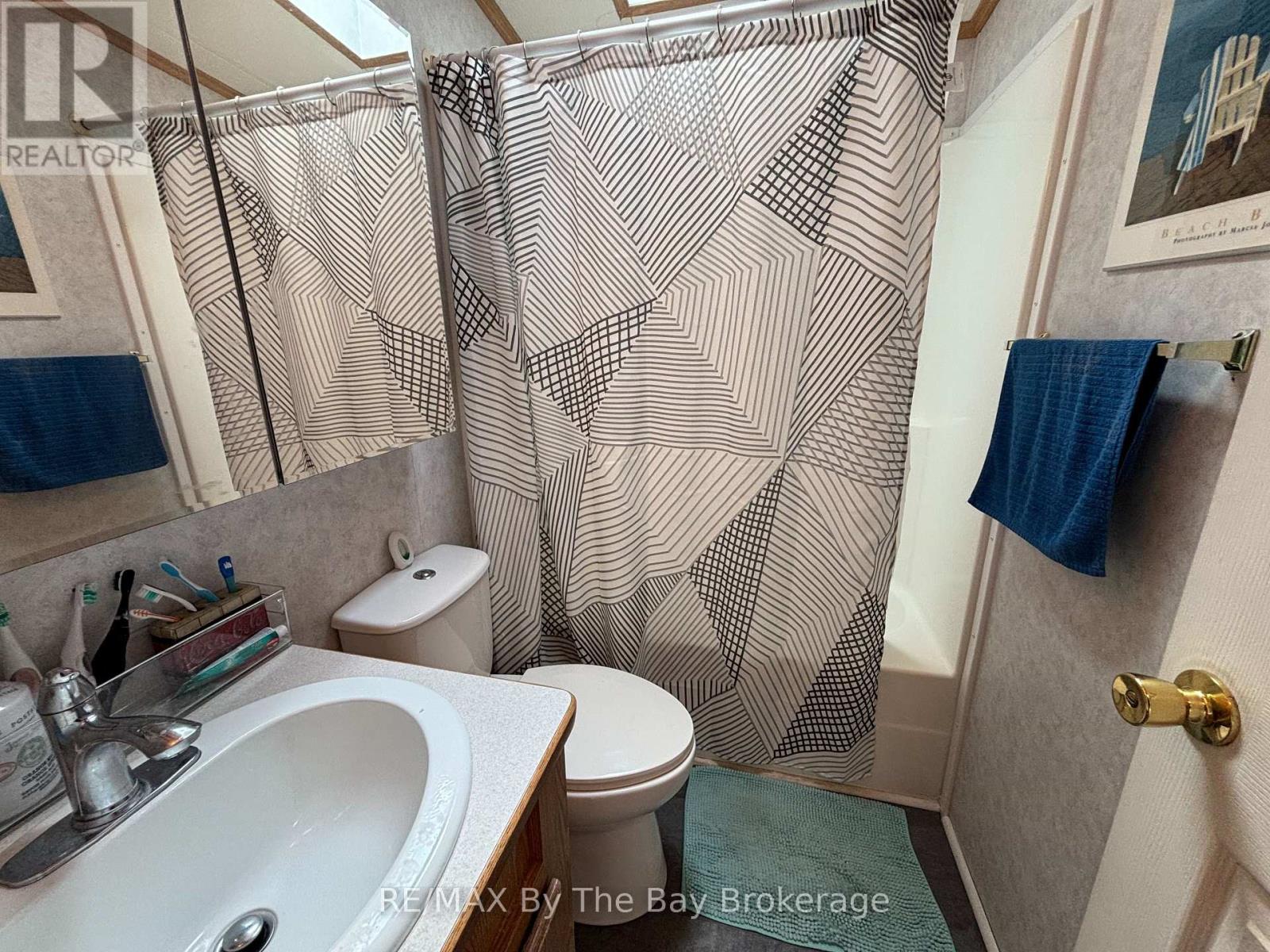 168 - 85 Theme Park Drive, Wasaga Beach, Ontario  L9Z 1X7 - Photo 28 - S13740378