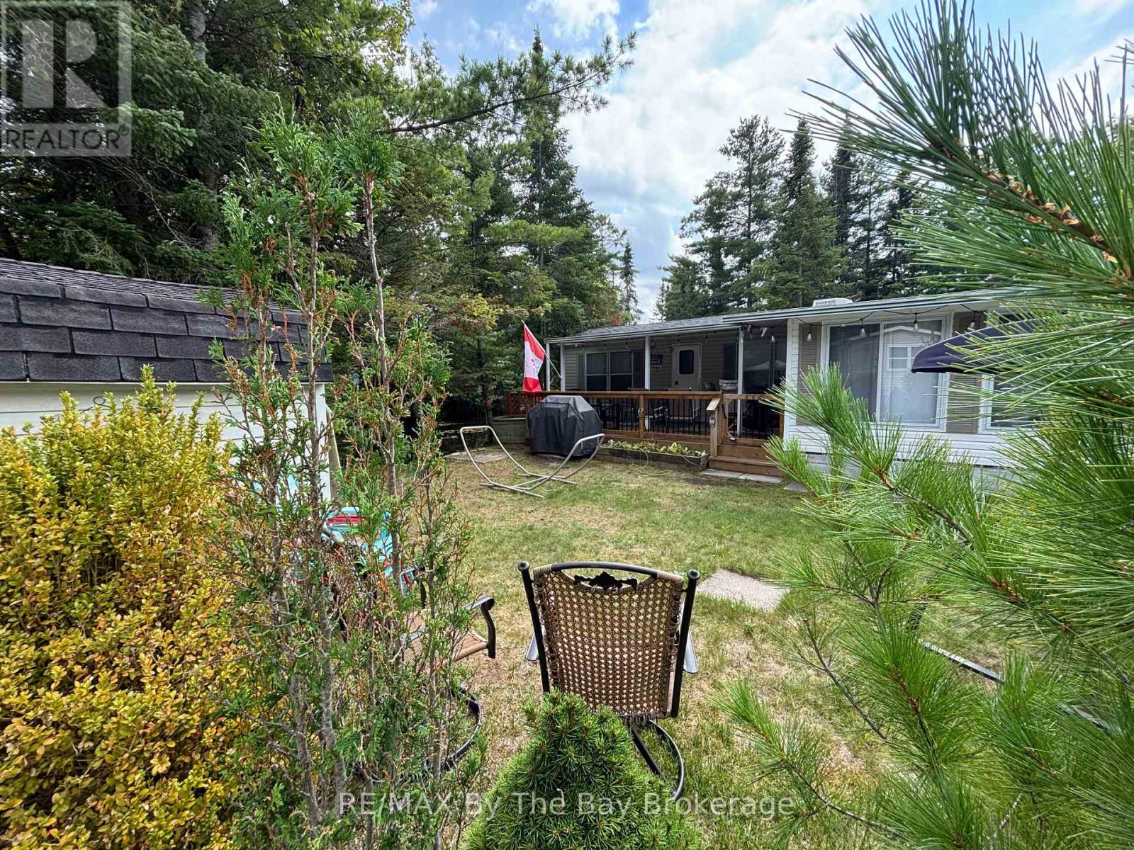 168 - 85 Theme Park Drive, Wasaga Beach, Ontario  L9Z 1X7 - Photo 5 - S13740378
