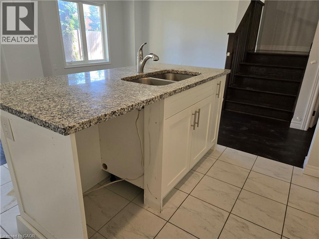 28 Alayche Trail, Welland, Ontario  L3C 0J7 - Photo 7 - 40860310