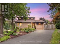 8 PICKWICK PLACE, Guelph, Ontario