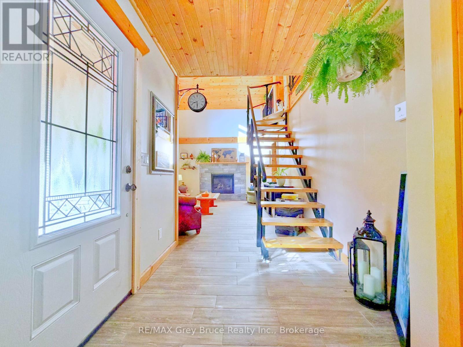 67 Big Tub Road, Northern Bruce Peninsula, Ontario  N0H 2R0 - Photo 7 - X13740104