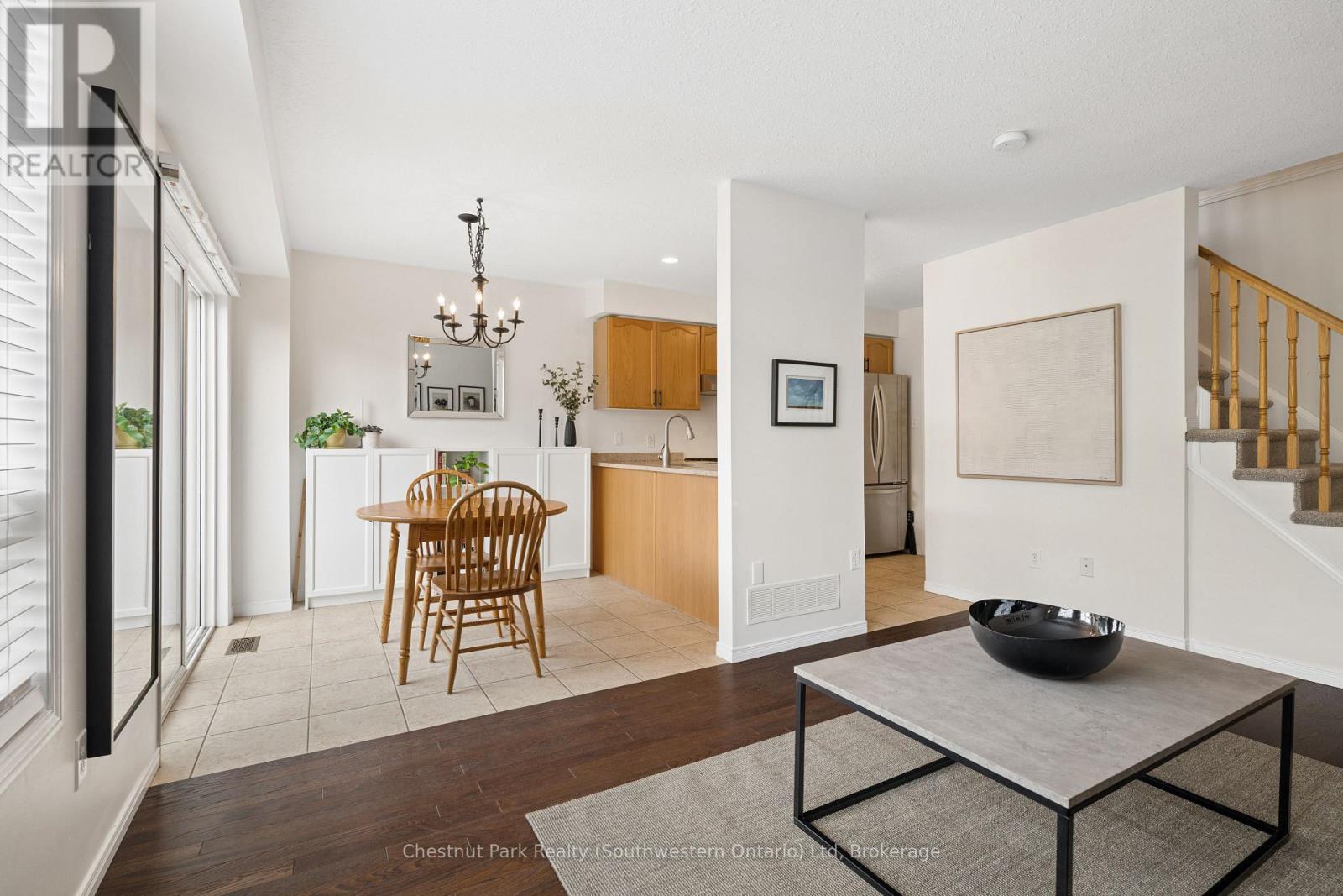 14 Sandcreek Lane, Guelph (Grange Road), Ontario  N1E 7K9 - Photo 11 - X13740296