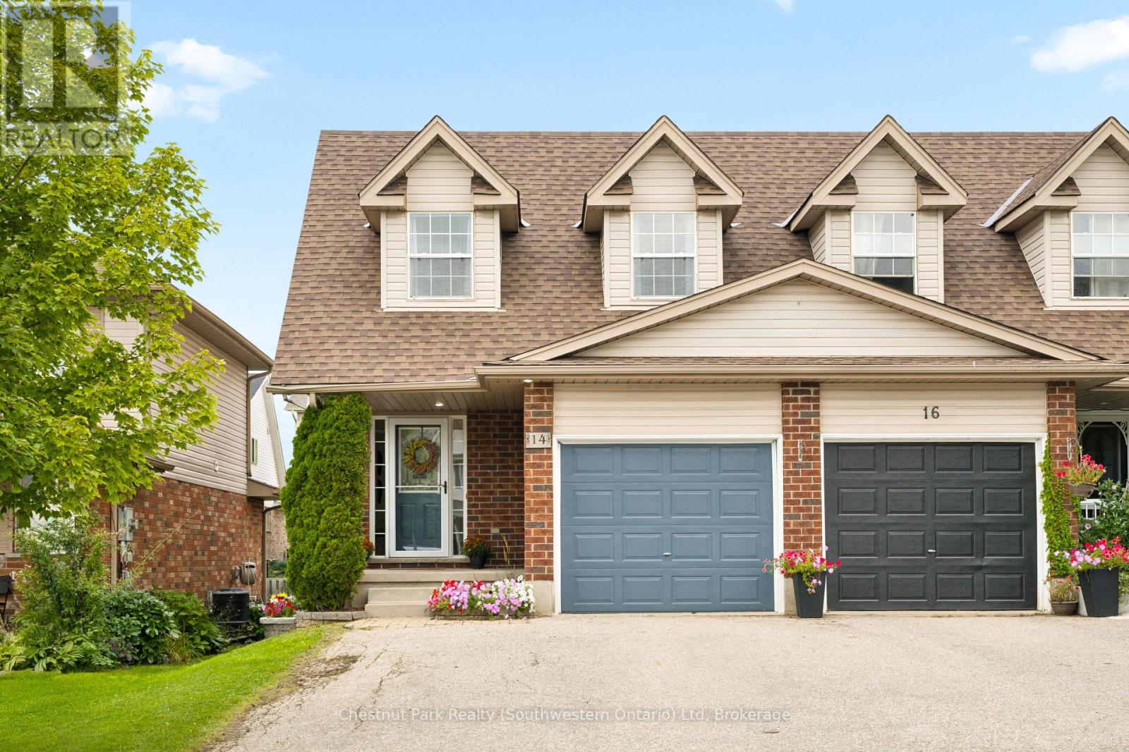 14 Sandcreek Lane, Guelph (Grange Road), Ontario  N1E 7K9 - Photo 2 - X13740296
