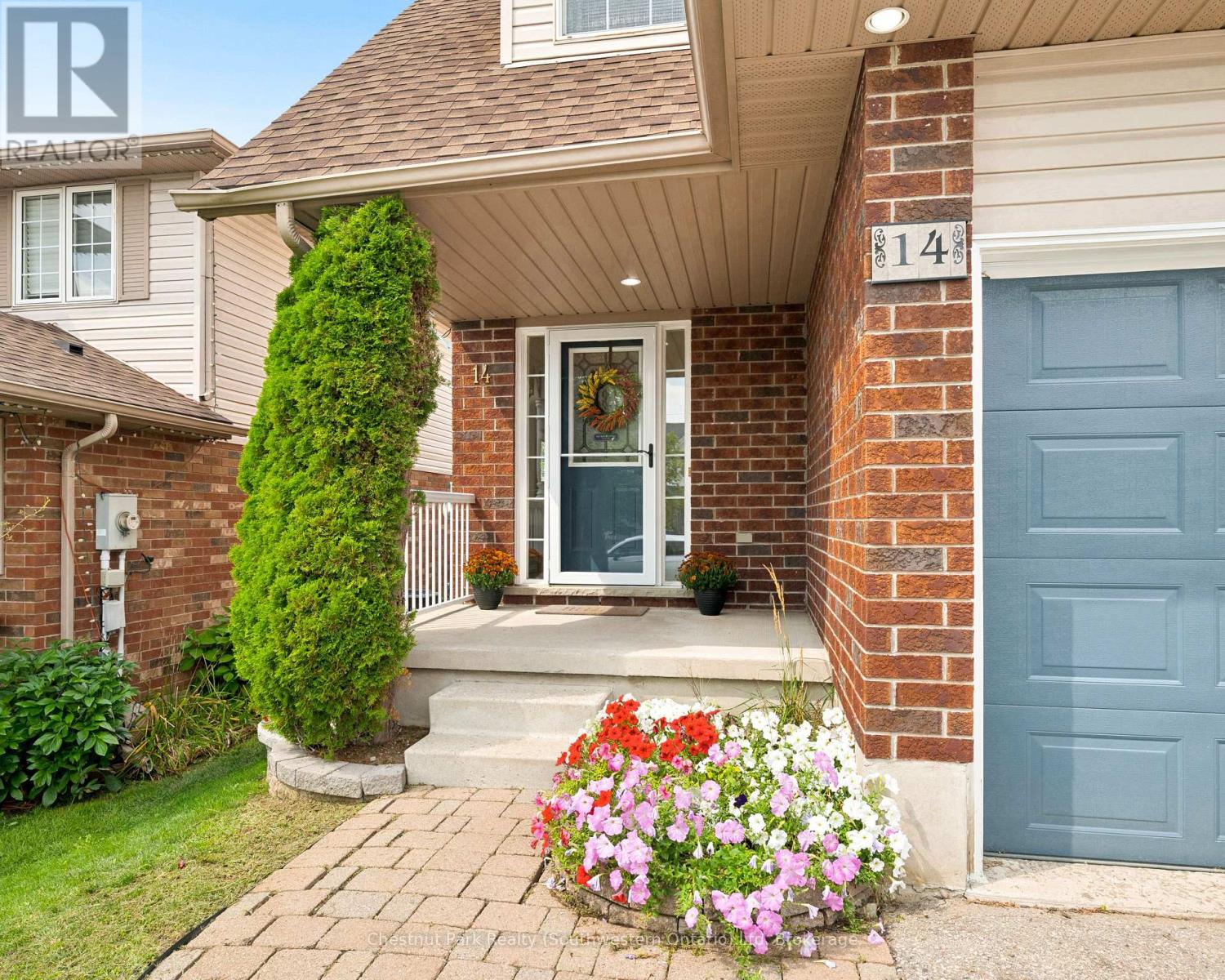 14 Sandcreek Lane, Guelph (Grange Road), Ontario  N1E 7K9 - Photo 4 - X13740296