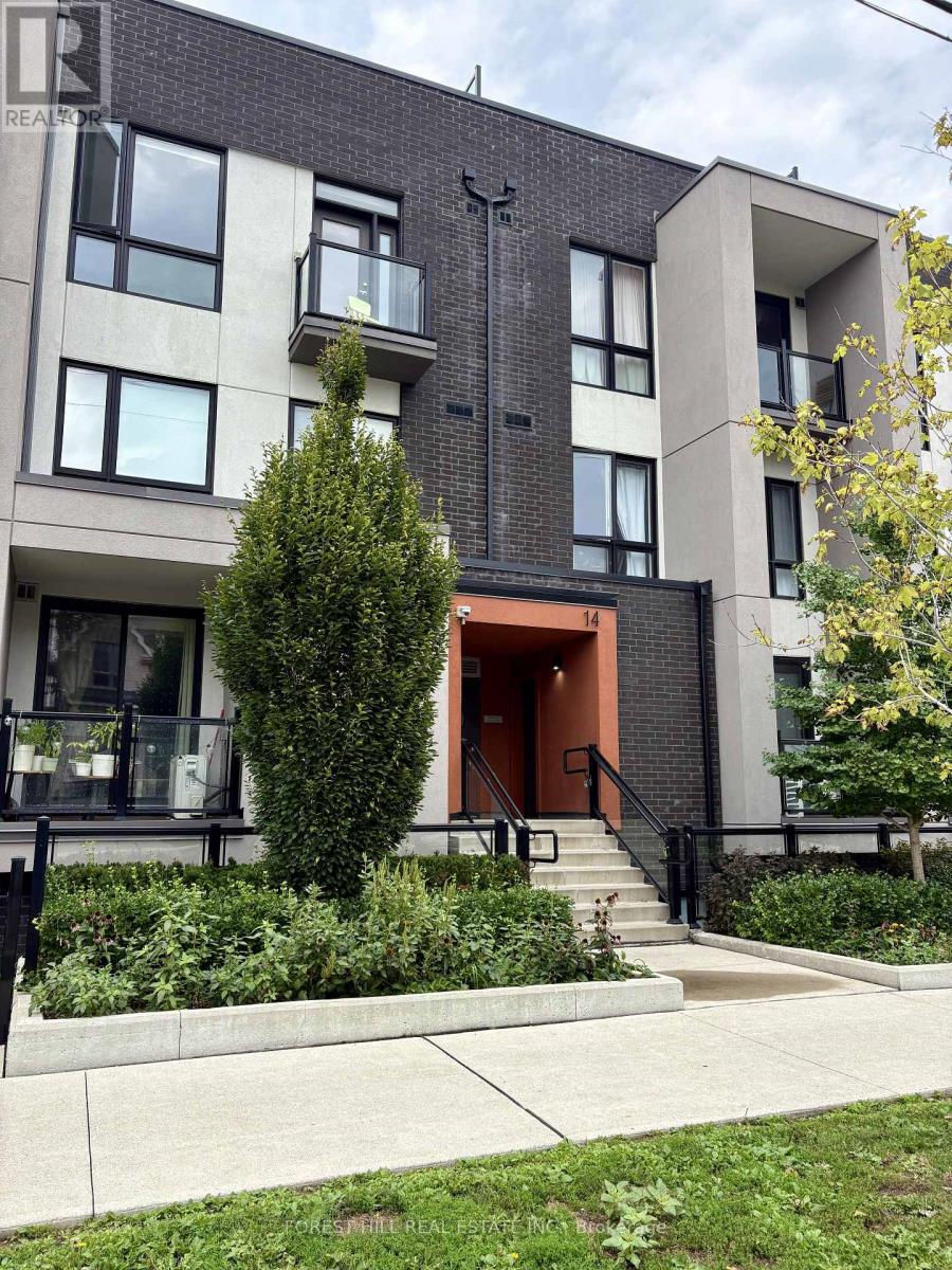 7 - 14 MARQUETTE AVENUE, Toronto, Ontario