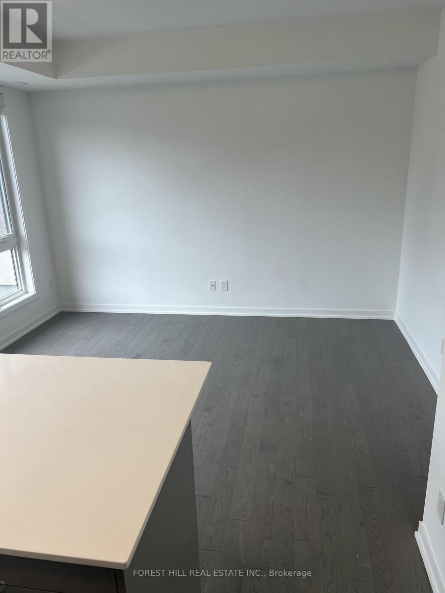 7 - 14 Marquette Avenue, Toronto, Ontario  M6A 0E1 - Photo 4 - C13740088
