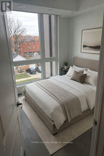 7 - 14 Marquette Avenue, Toronto, Ontario  M6A 0E1 - Photo 8 - C13740088