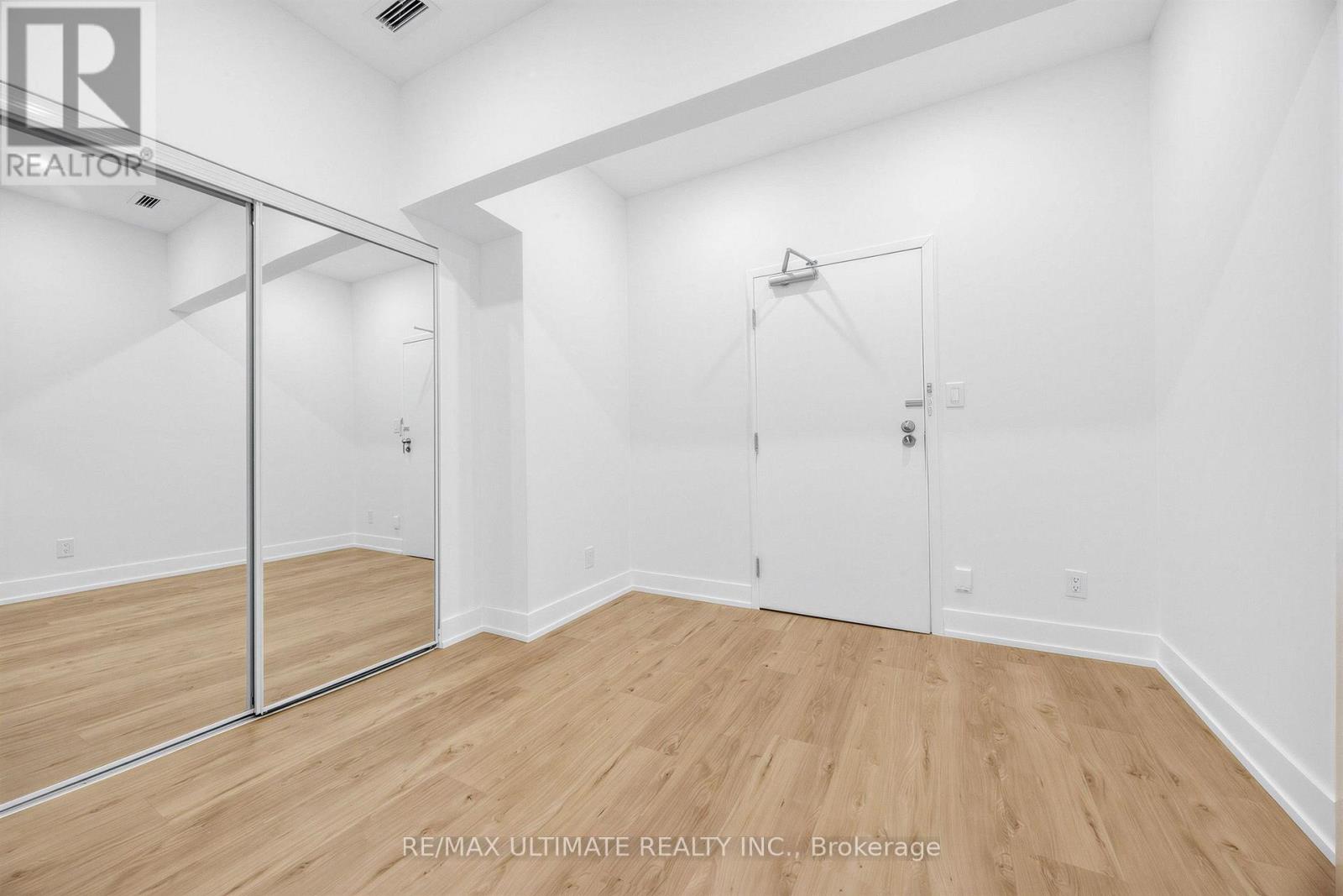 202 - 229 Spadina Avenue, Toronto, Ontario  M5T 2E2 - Photo 10 - C13740222