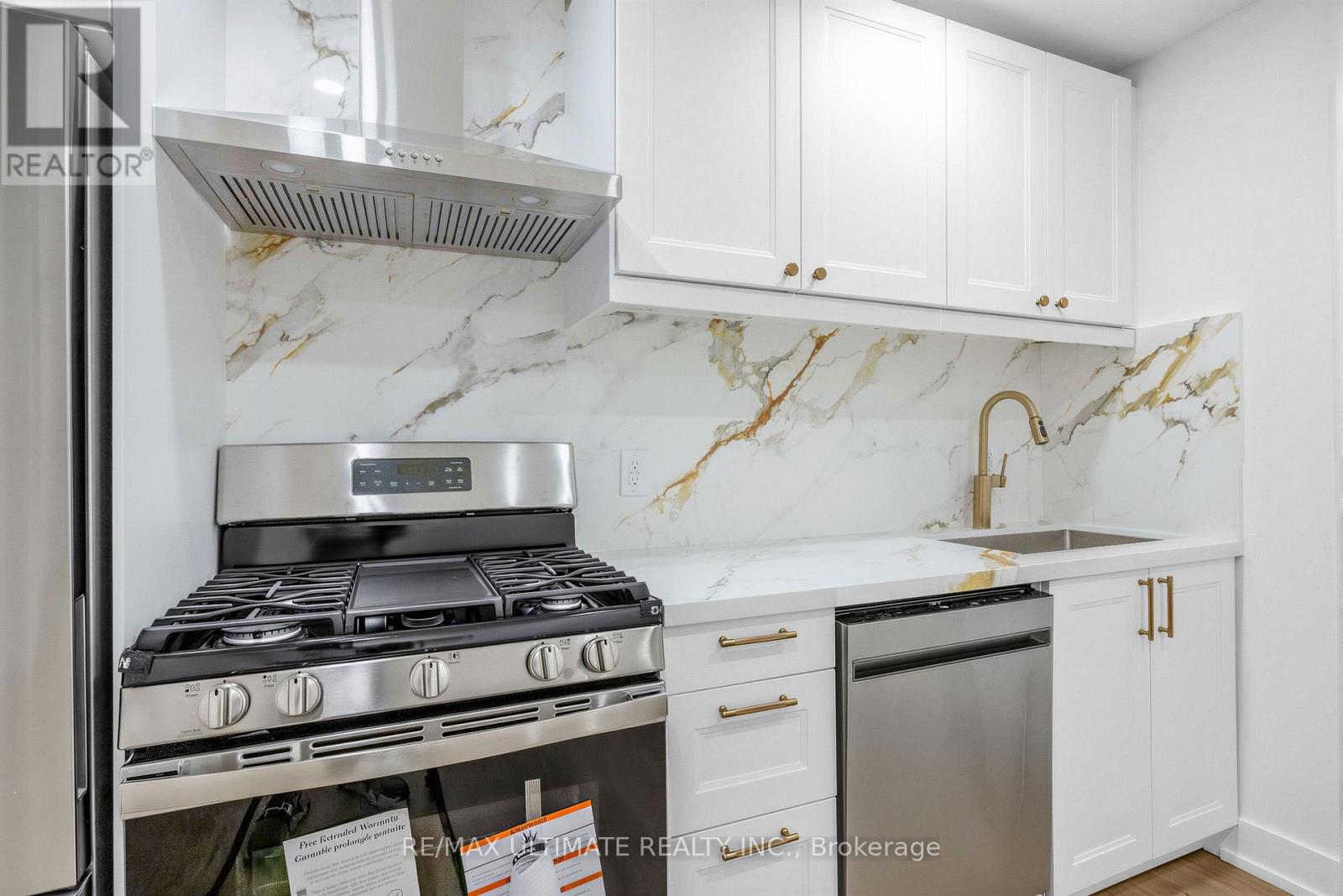 202 - 229 Spadina Avenue, Toronto, Ontario  M5T 2E2 - Photo 9 - C13740222