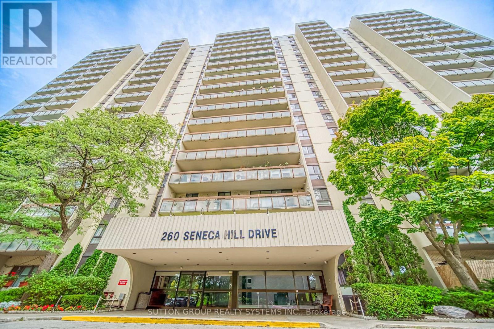 1811 - 260 Seneca Hill Drive, Toronto, Ontario  M2J 4S6 - Photo 2 - C13740256