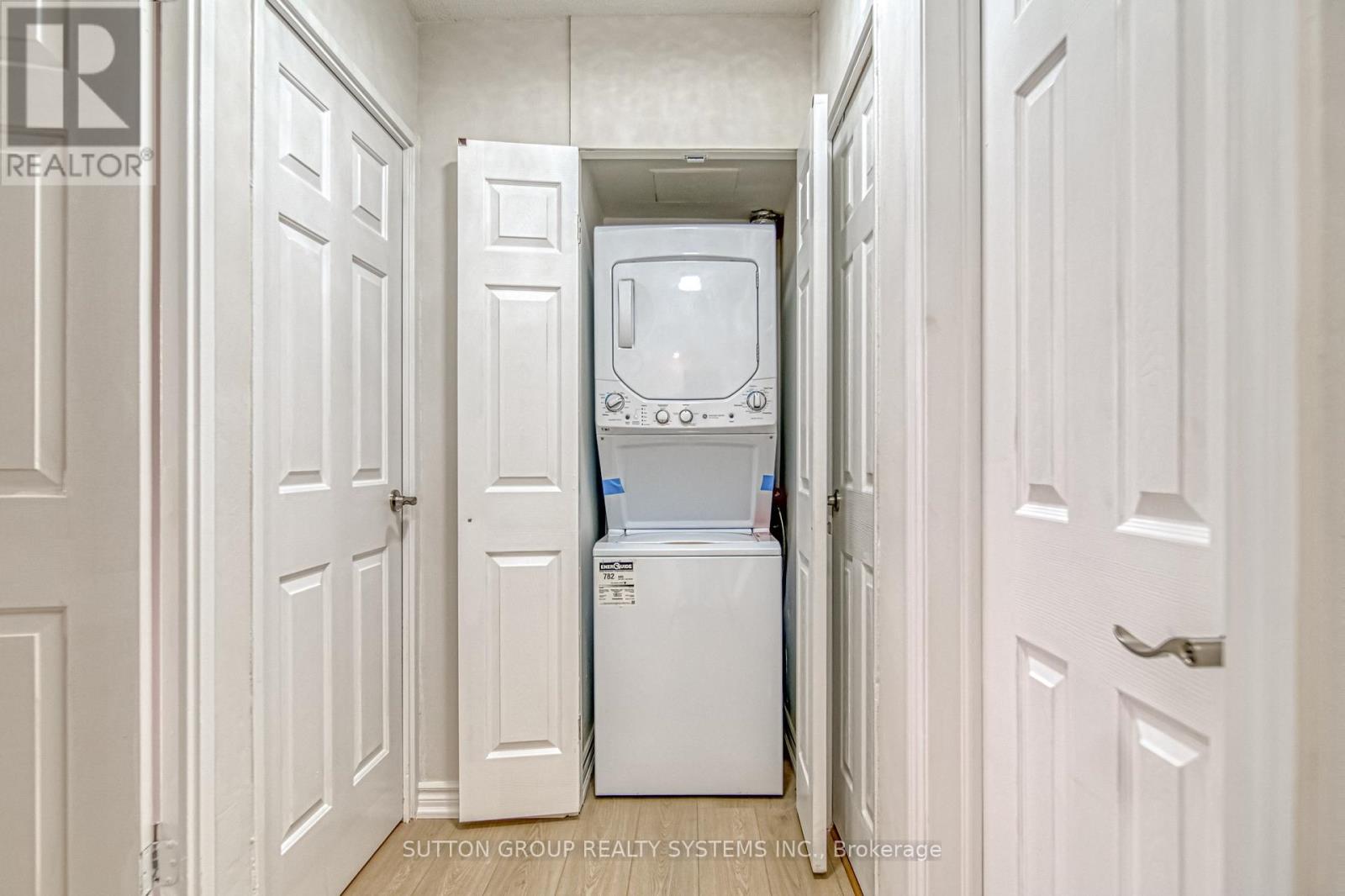 1811 - 260 Seneca Hill Drive, Toronto, Ontario  M2J 4S6 - Photo 26 - C13740256