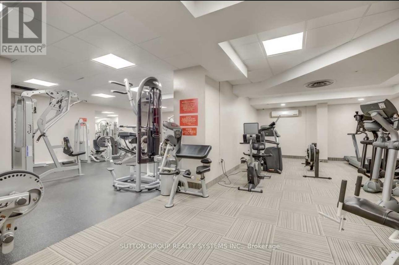 1811 - 260 Seneca Hill Drive, Toronto, Ontario  M2J 4S6 - Photo 32 - C13740256