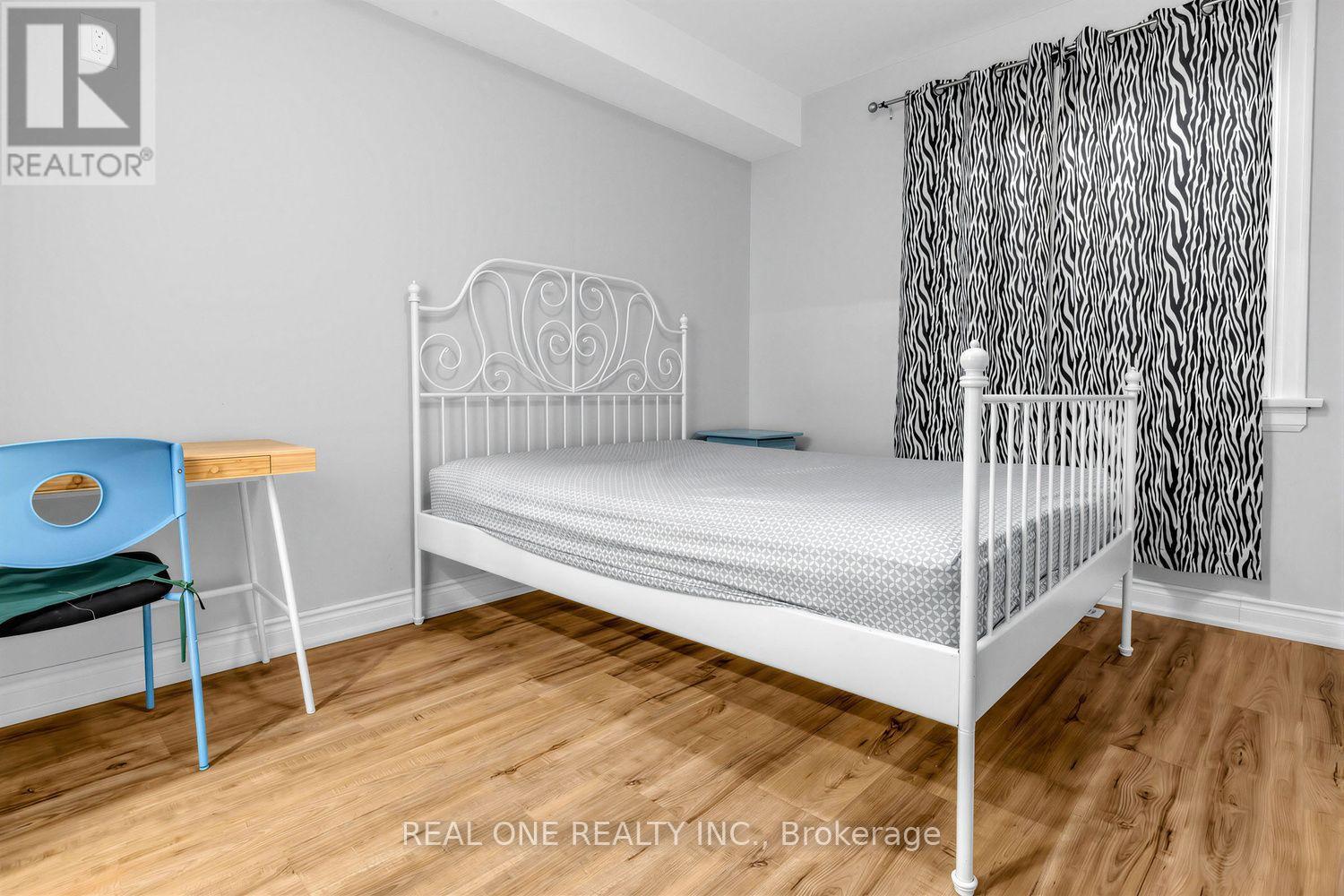 112 Oxford Street, Toronto, Ontario  M5T 1P3 - Photo 13 - C13740272