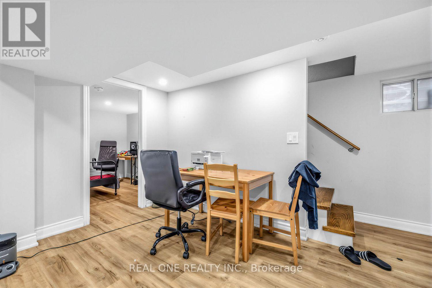 112 Oxford Street, Toronto, Ontario  M5T 1P3 - Photo 29 - C13740272