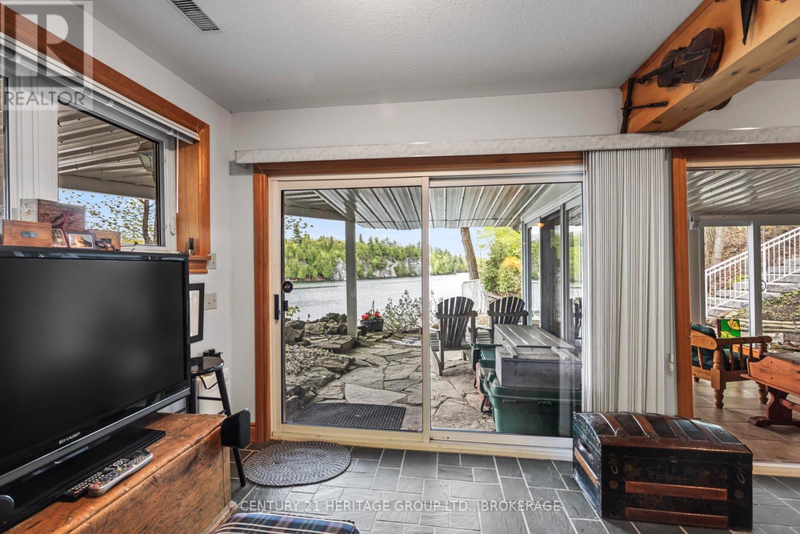 8126 Perth Road, South Frontenac, Ontario  K0H 2L0 - Photo 47 - X13740332