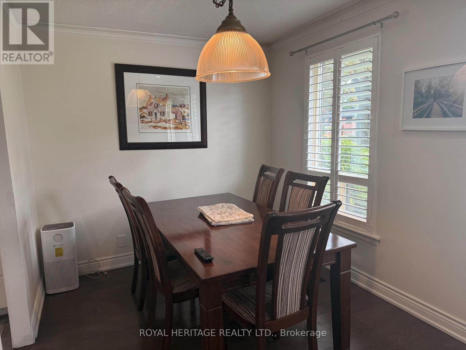 1402 Fordon Avenue, Pickering, Ontario  L1W 1J9 - Photo 4 - E13740268