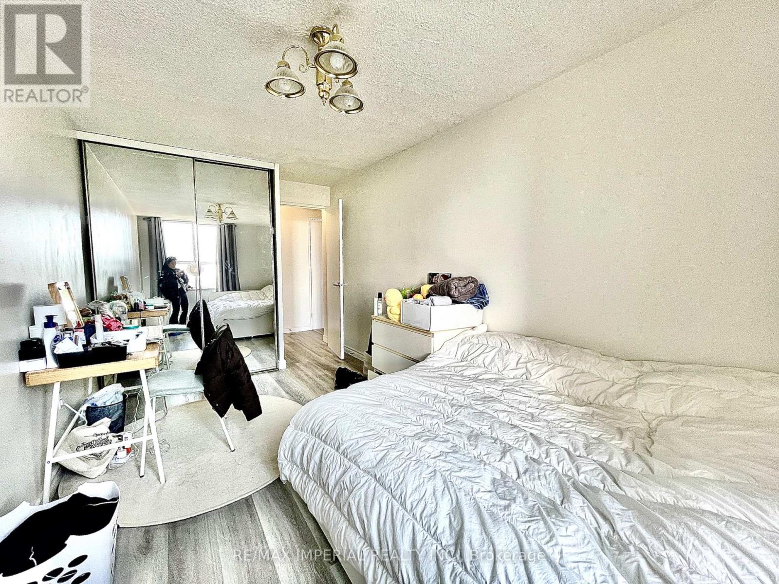 1807 - 270 Palmdale Drive, Toronto, Ontario  M1T 3N8 - Photo 12 - E13740340