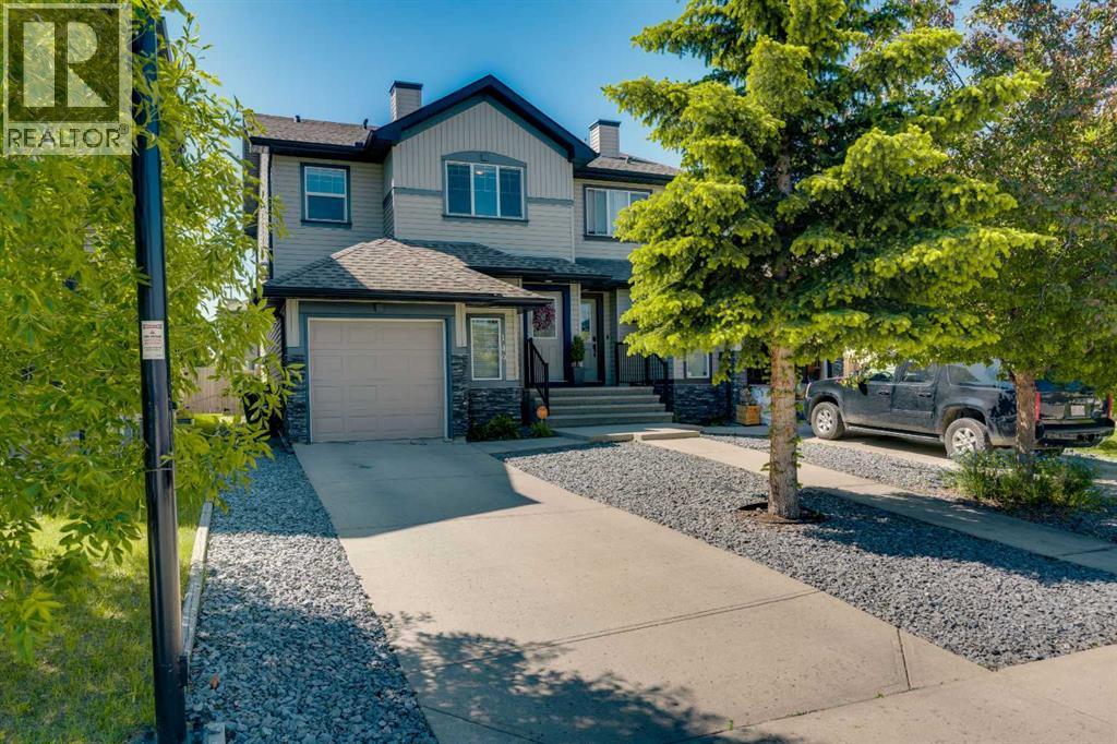 149 Luxstone Way SW, Airdrie, Alberta  T4B 0H3 - Photo 1 - A2342268