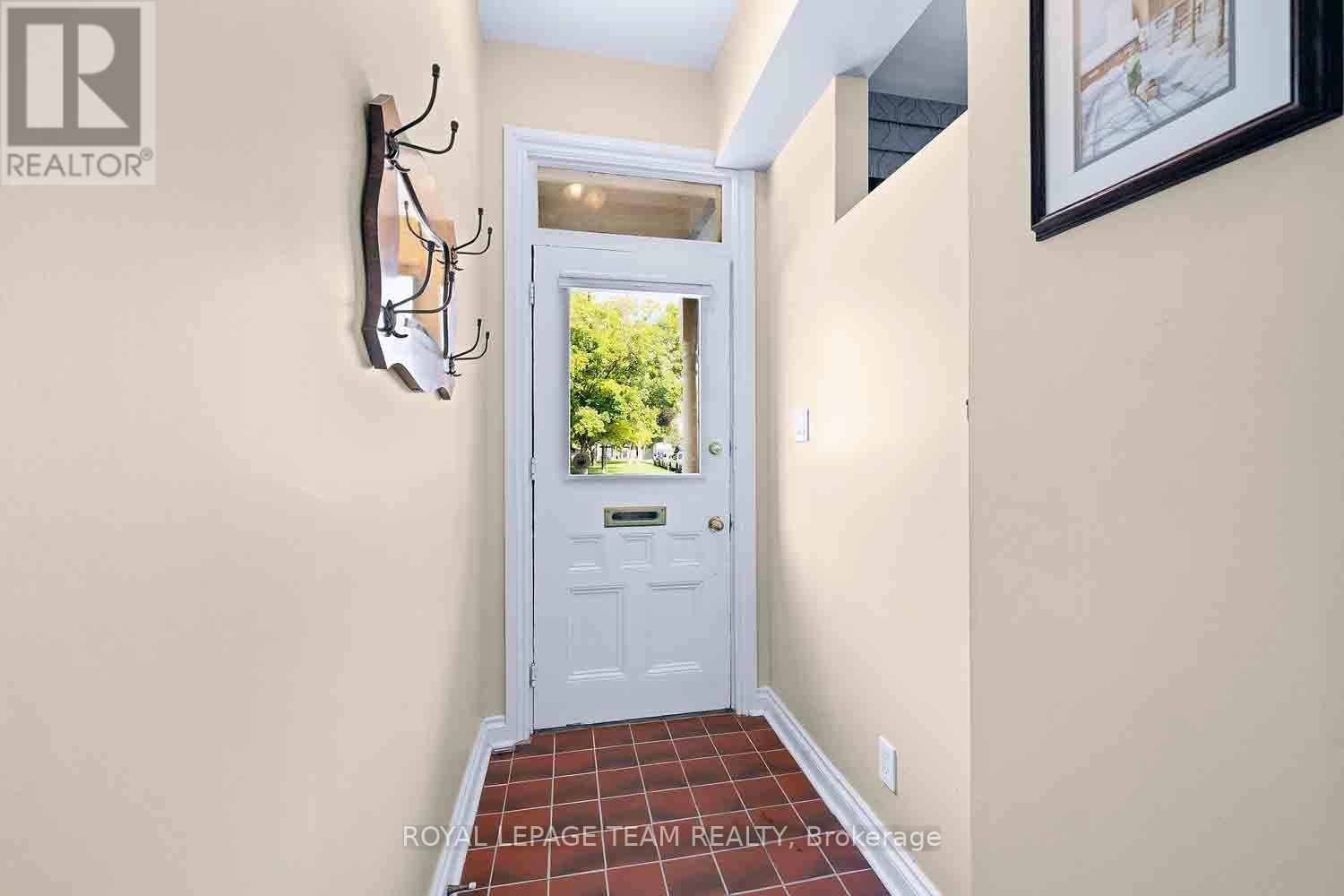 236 Cathcart Street, Ottawa, Ontario  K1N 5C3 - Photo 2 - X13740100