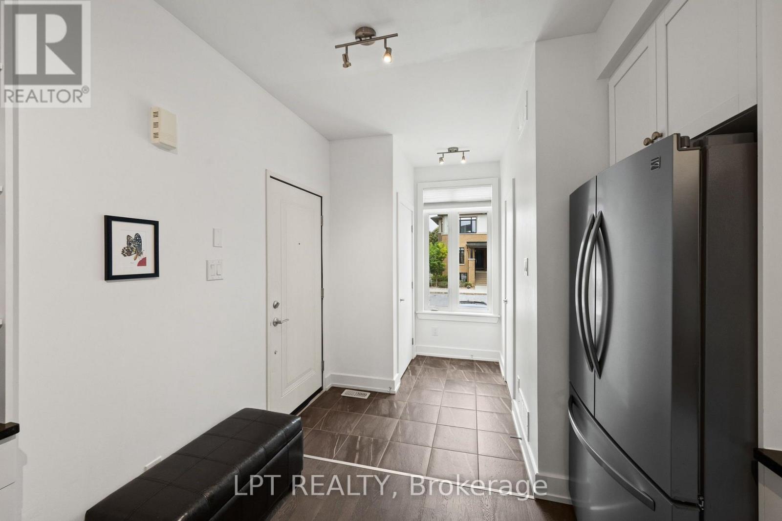 21 Bergeron Private, Ottawa, Ontario  K1C 0C2 - Photo 11 - X13740180