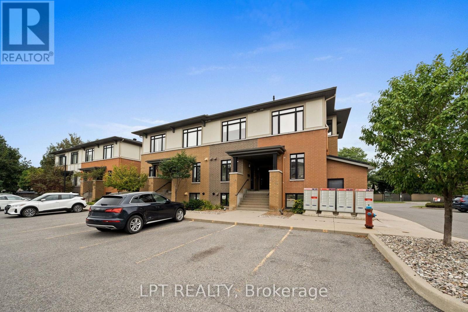 21 Bergeron Private, Ottawa, Ontario  K1C 0C2 - Photo 6 - X13740180