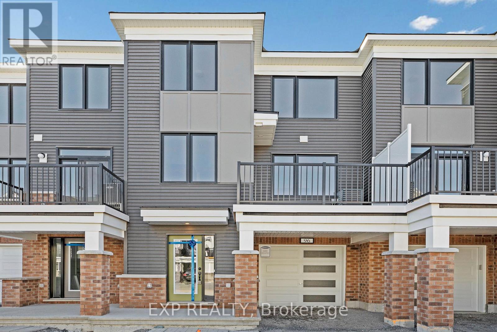 96 BALLINORA WAY, Ottawa, Ontario