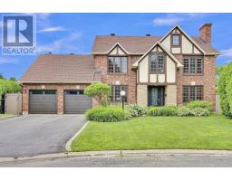11 COBB COURT, Ottawa, Ontario