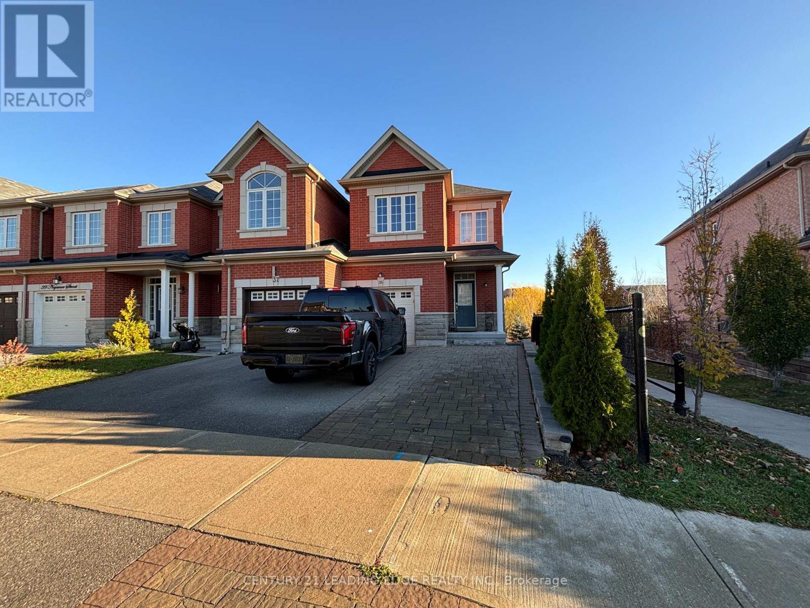 BSMT - 35 NAPANEE STREET, Richmond Hill, Ontario